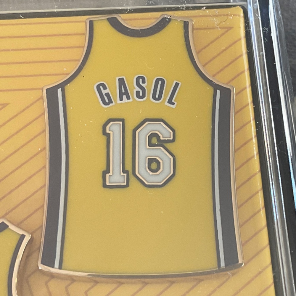 Los Angeles Lakers - Pin Set The 2000s NEW - Picture 6 of 7